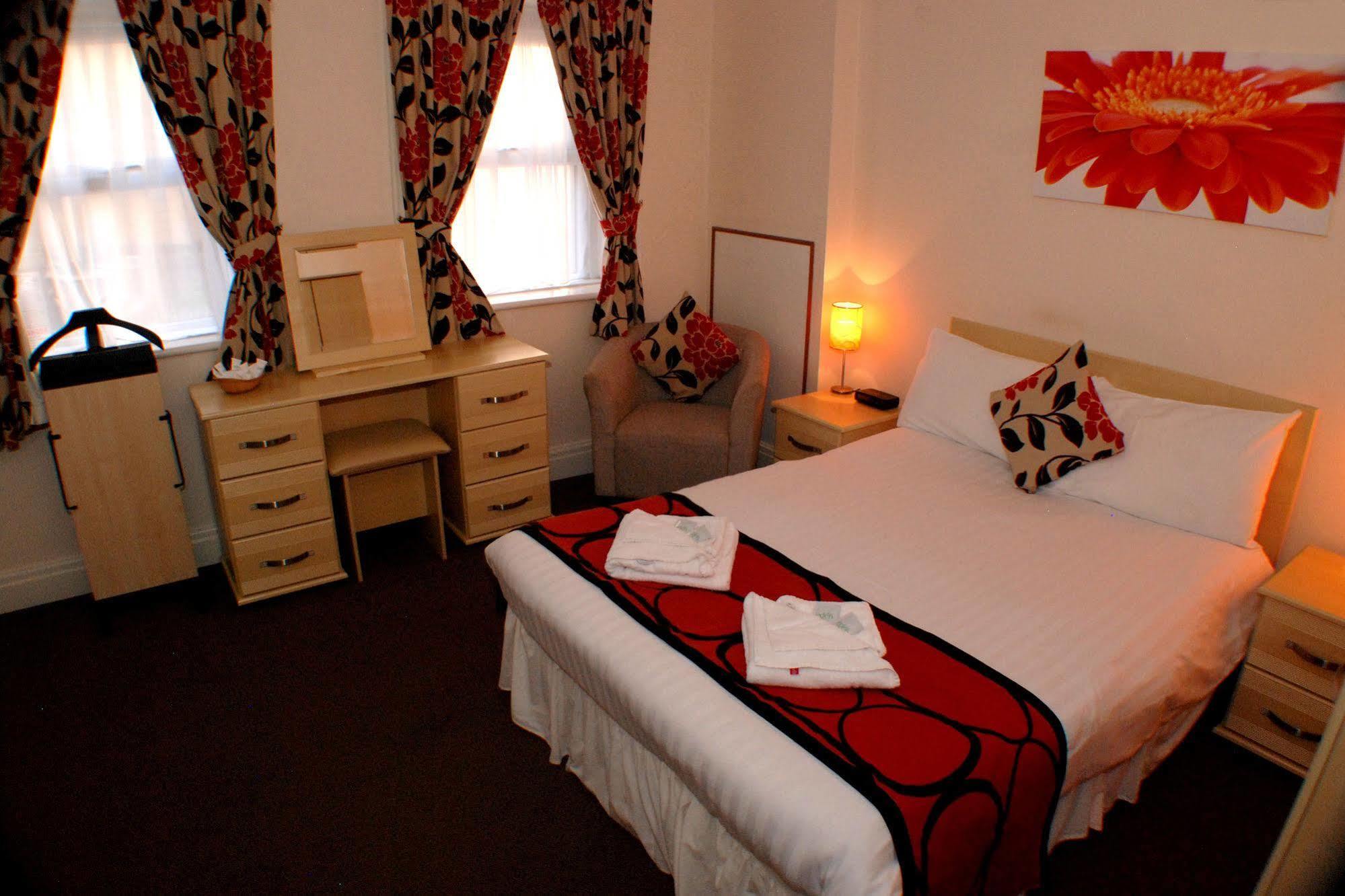 Mars Hotel Seaview Blackpool Exterior foto